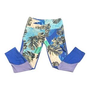 Bally Total Fitness Capri Leggings Blue Tropical Palm Print Mesh Size M